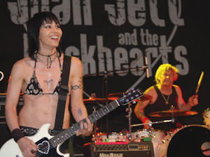 Better Economy, Wall Street Gains Point to Record Attendance at Roth