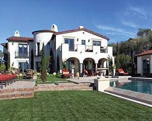 Face Time Leads to $5.6M Handshake in Crystal Cove