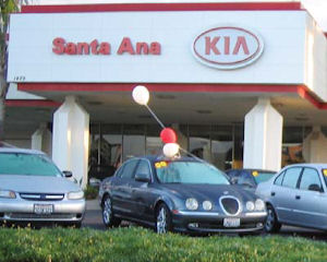 Strong April for Auto Dealers