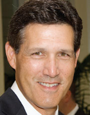 Edwards, Hoag Join Forces on Sapien Debut