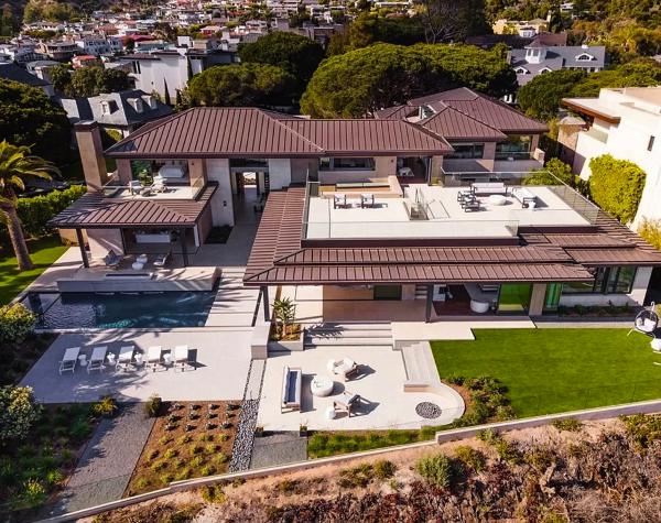 Laguna Beach Smithcliffs Estate in Mega-Deal