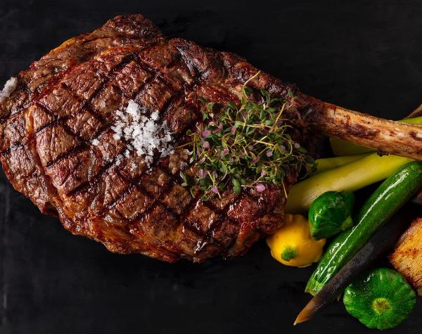 Henry’s Coastal Cuisine  Debuts New Chef, Menu