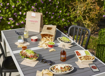 Chipotle Q2 Same-Store Sales Drop 4%